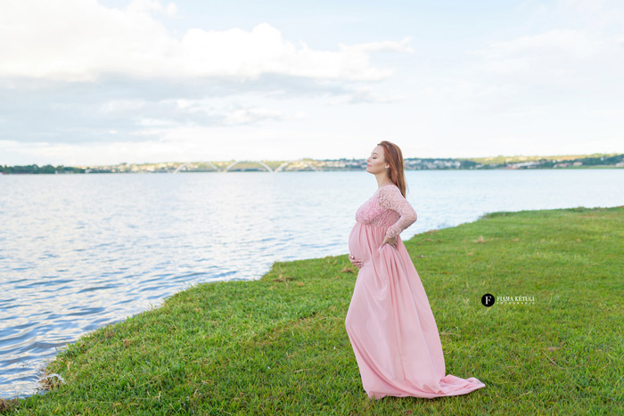 Foto de gestante no Lago em Brasília